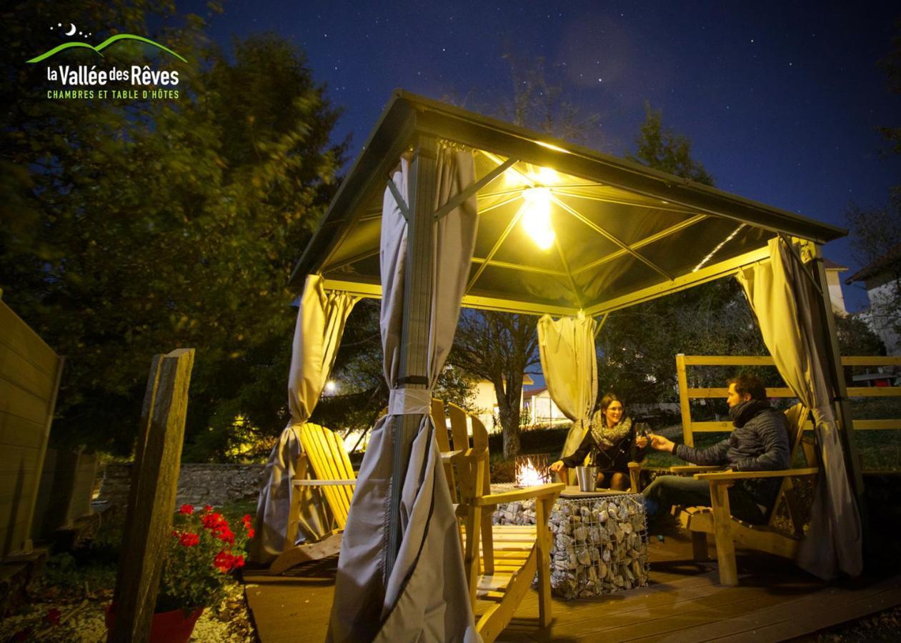 Maison D'Hotes & Spa La Vallee Des Reves Nods ภายนอก รูปภาพ